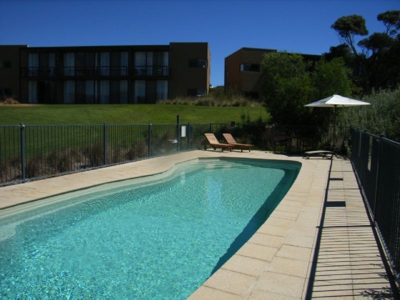 33 Peter Thomson Drive, Rye VIC 3941