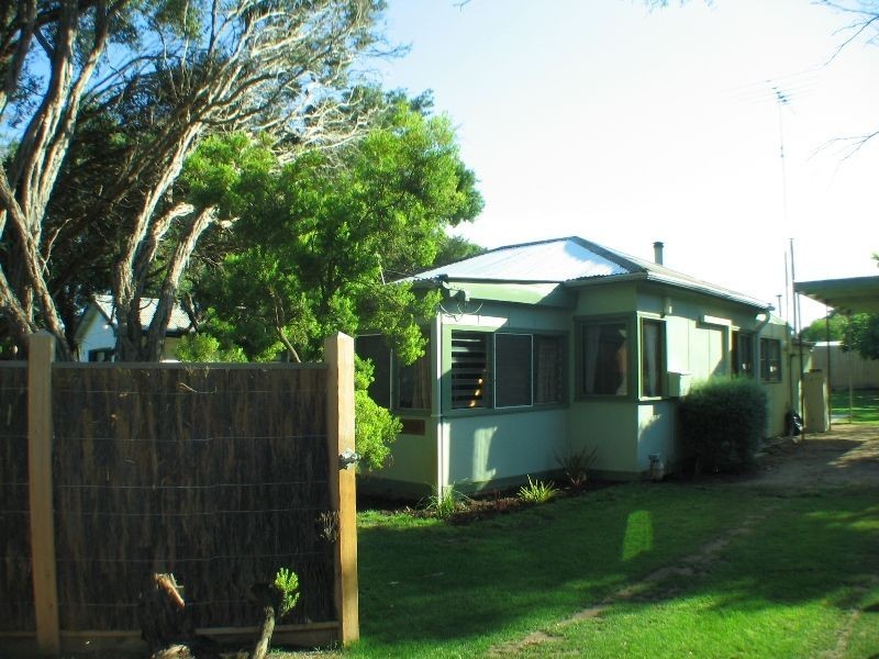 14 Eliza Street, Blairgowrie VIC 3942