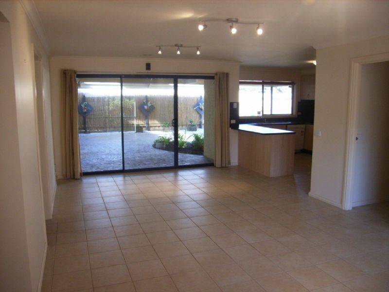 11 Sherwood Forest Drive, Rye VIC 3941