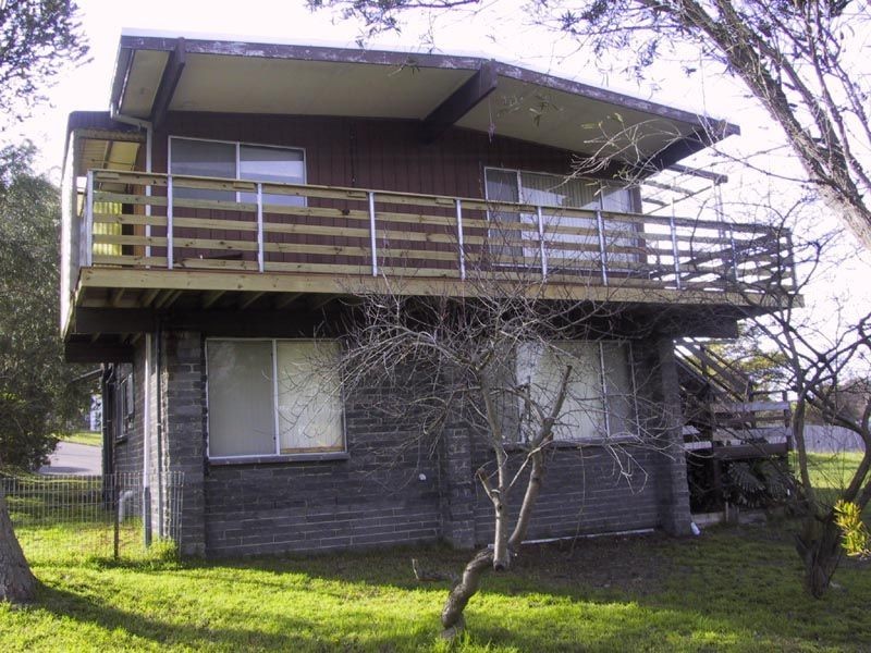 6 Omuna Court, Safety Beach VIC 3936