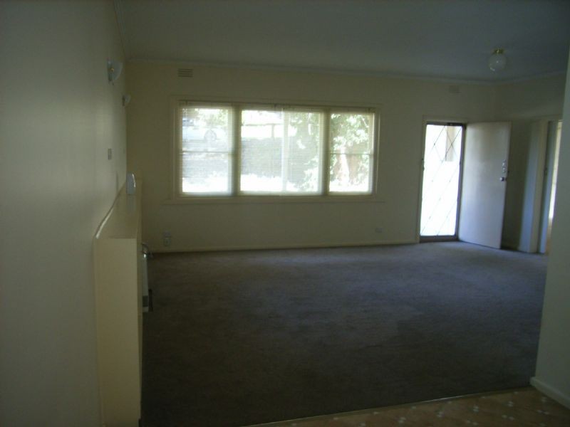 8 Marvin Ave, Rye VIC 3941