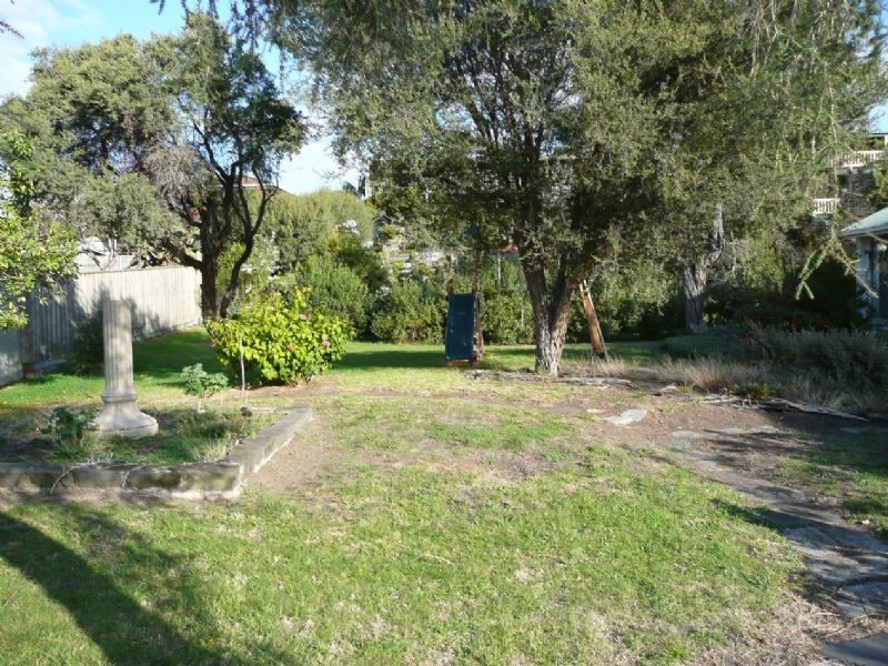 31 Charles Street, Rye VIC 3941