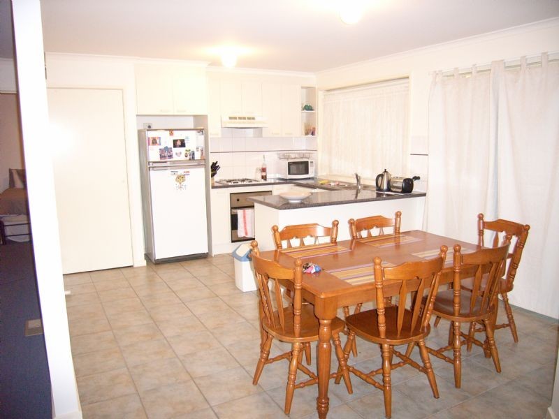 14 Baybreeze Court, Rosebud VIC 3939