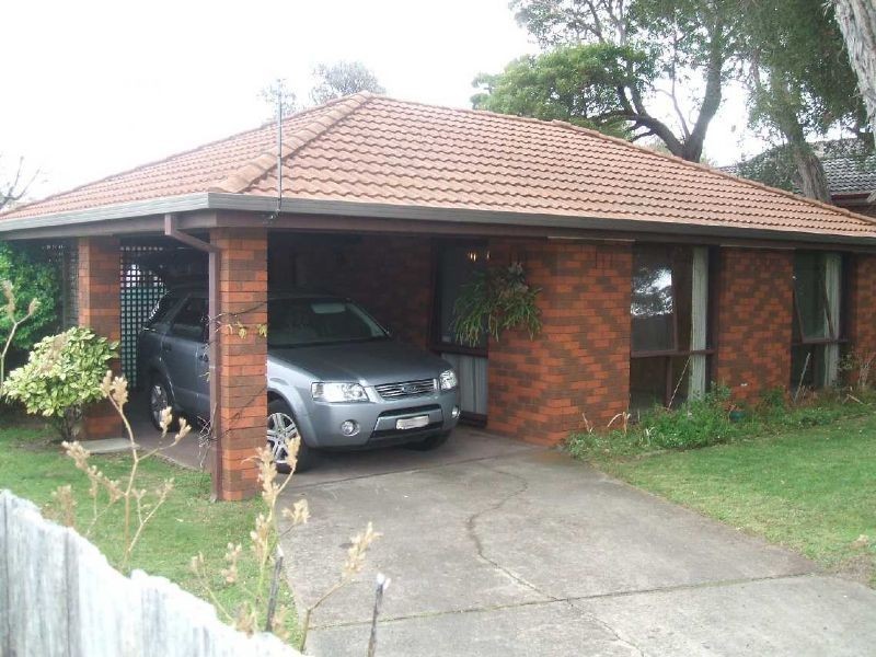 60 Whitehead Grove, Rosebud VIC 3939