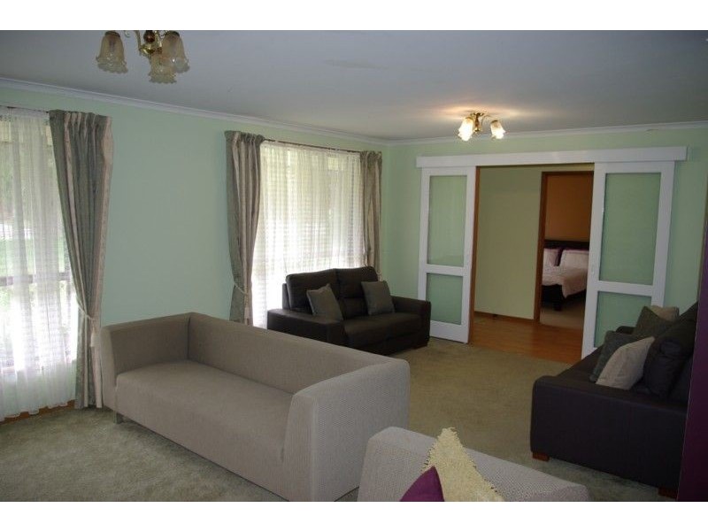 6 Harveson Drive, Rosebud VIC 3939