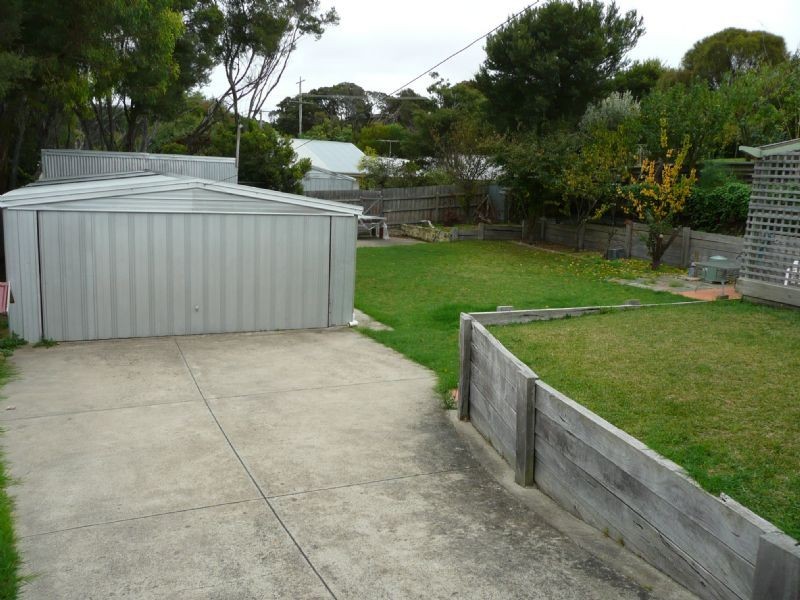 12 Hogan Drive, Rye VIC 3941