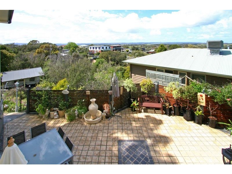 36 Fairhills Drive, Rye VIC 3941