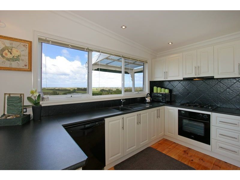 36 Fairhills Drive, Rye VIC 3941