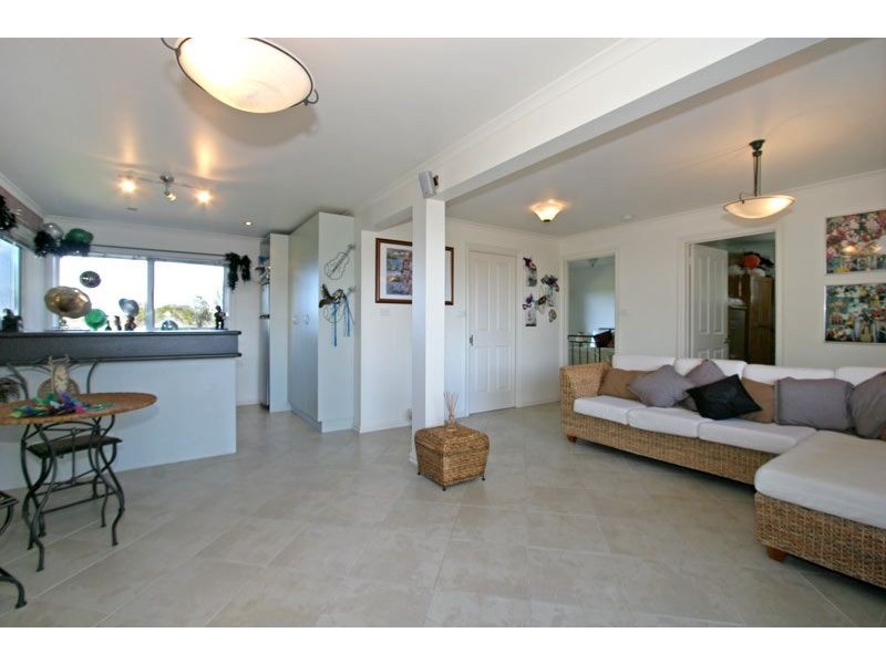 36 Fairhills Drive, Rye VIC 3941