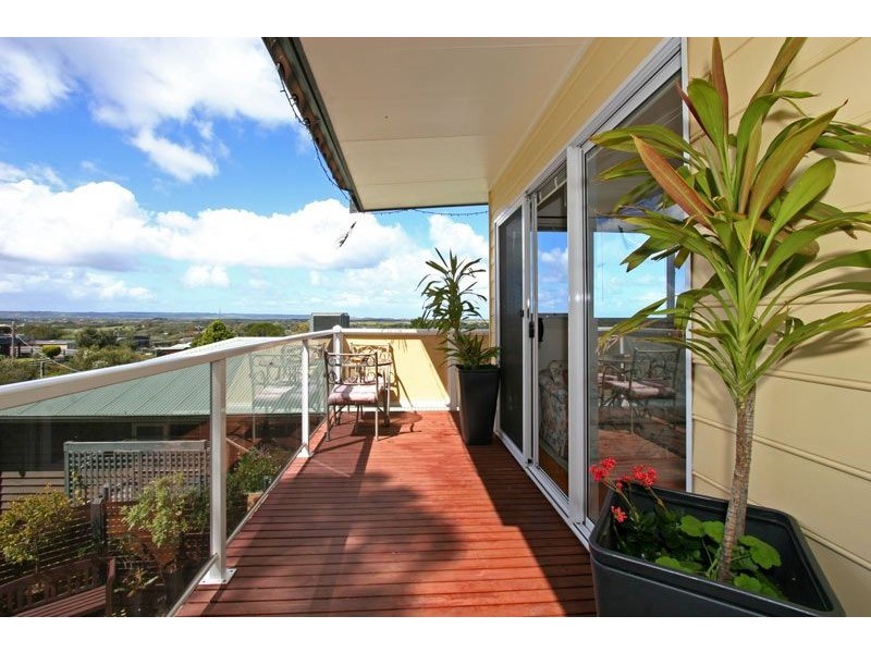 36 Fairhills Drive, Rye VIC 3941