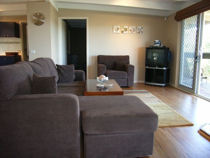 11 Alex Drive, St Andrews Beach VIC 3941