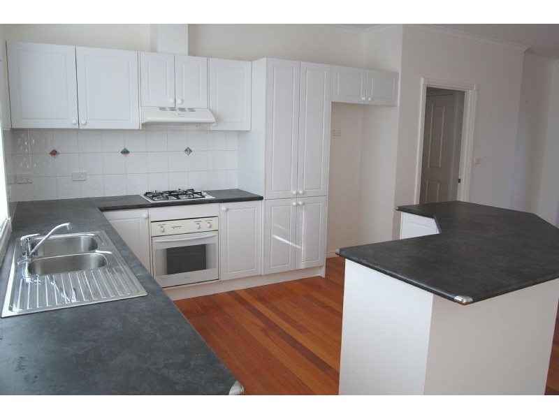 8 HOWELL STREET, Rye VIC 3941