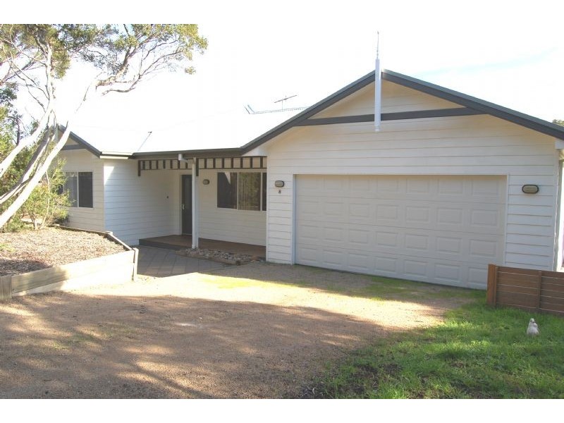 8 HOWELL STREET, Rye VIC 3941