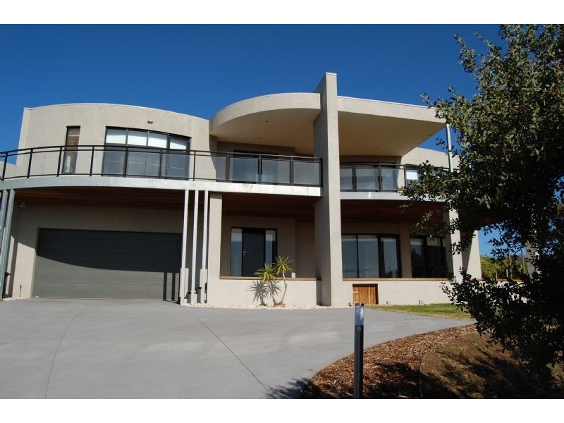 35 Avon Road, Rye VIC 3941