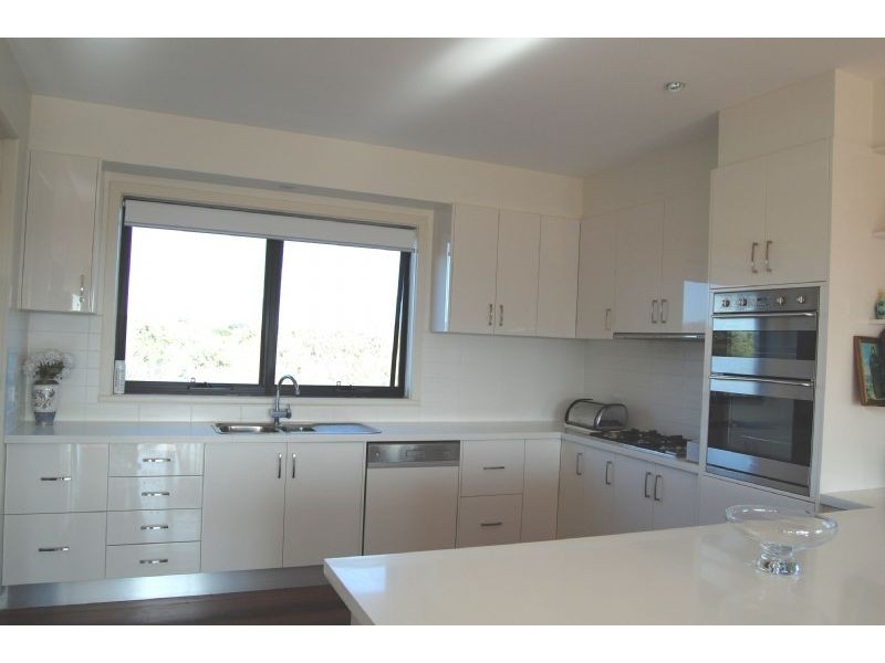 35 Avon Road, Rye VIC 3941