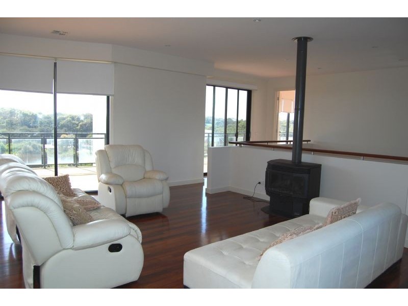 35 Avon Road, Rye VIC 3941