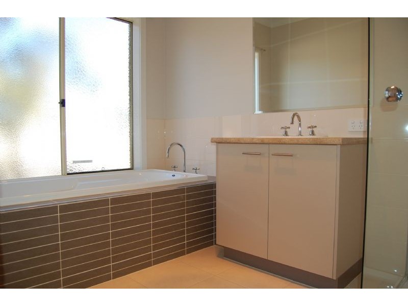 14 Iolanda Street, Rye VIC 3941