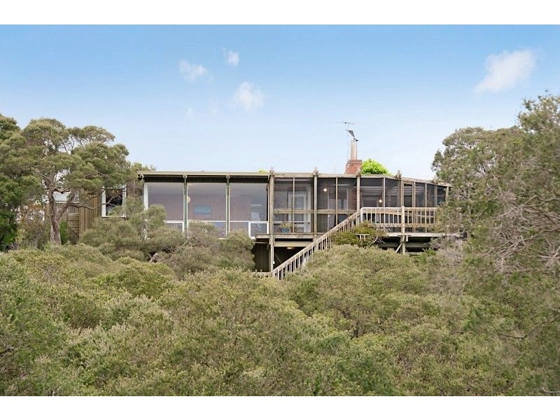 8 Betty Street, Rye VIC 3941