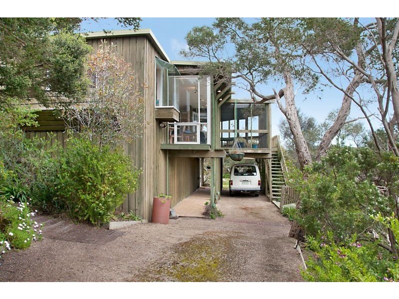 8 Betty Street, Rye VIC 3941