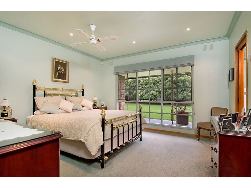 9 Heyfield Road, Rye VIC 3941