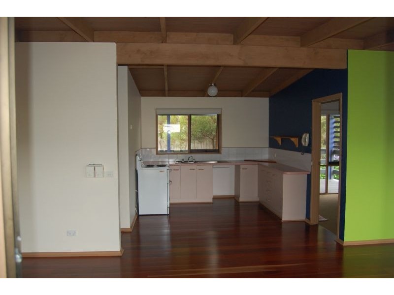 18 Fleur Avenue, Tootgarook VIC 3941