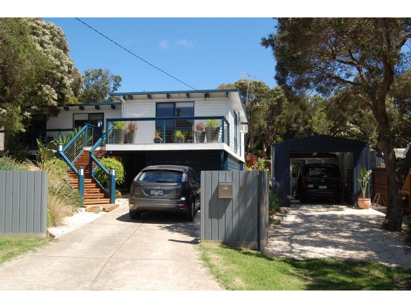 8 Goorna Court, Rye VIC 3941