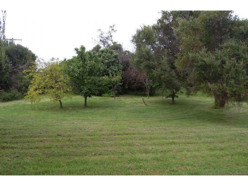 8 Monica Street, Tootgarook VIC 3941