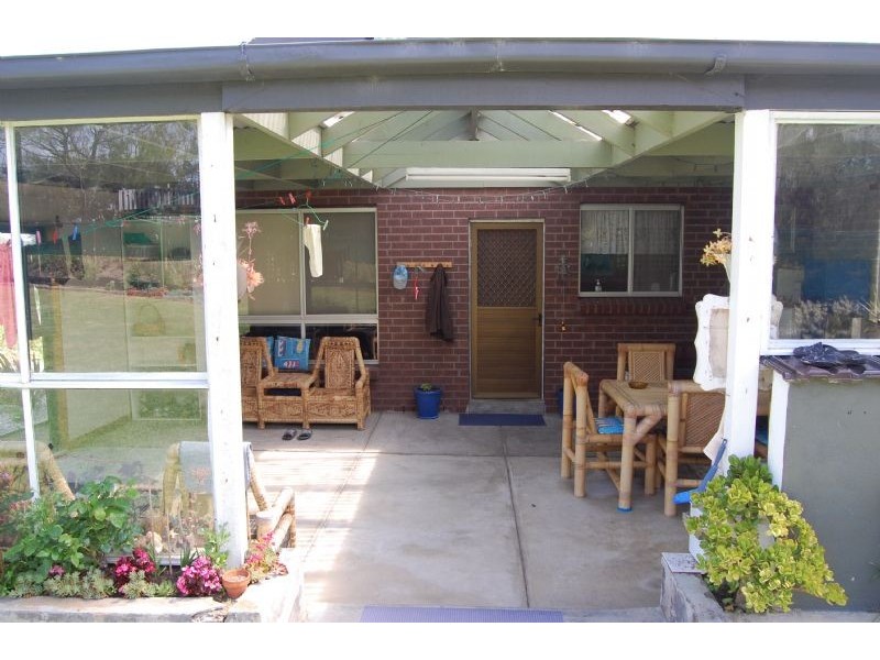 8 Egerton Street, Blairgowrie VIC 3942