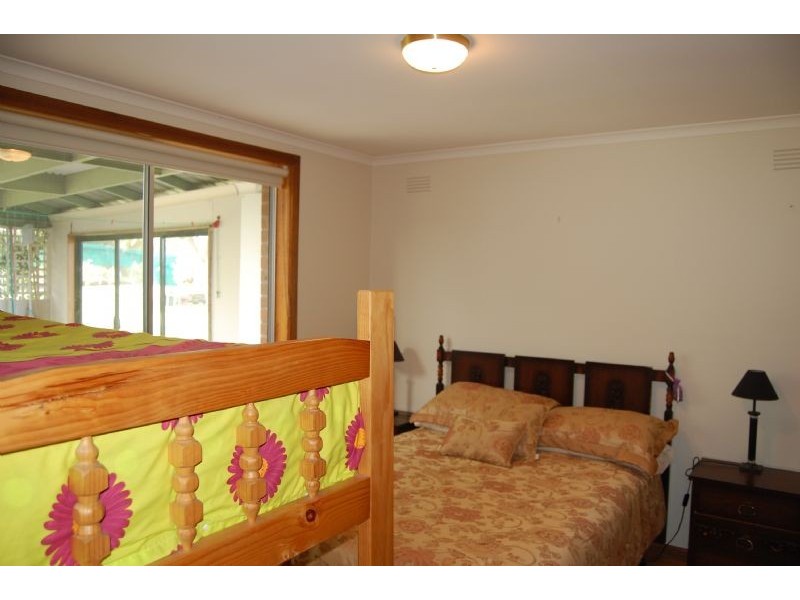 8 Egerton Street, Blairgowrie VIC 3942