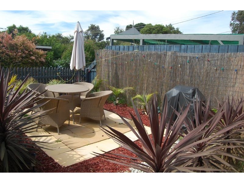 2/17 Burdett Street, Tootgarook VIC 3941