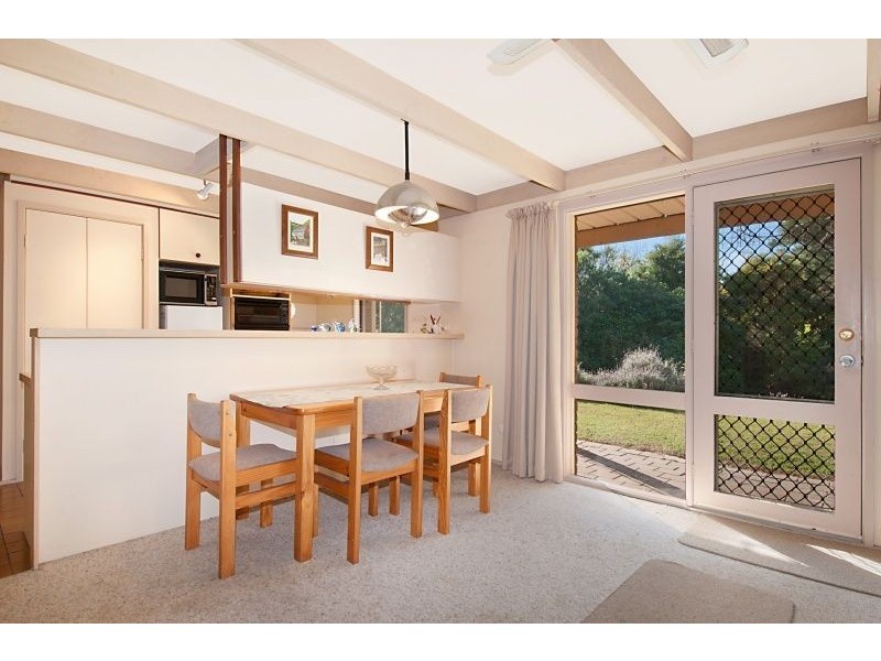 5 Robin Parade, Rye VIC 3941