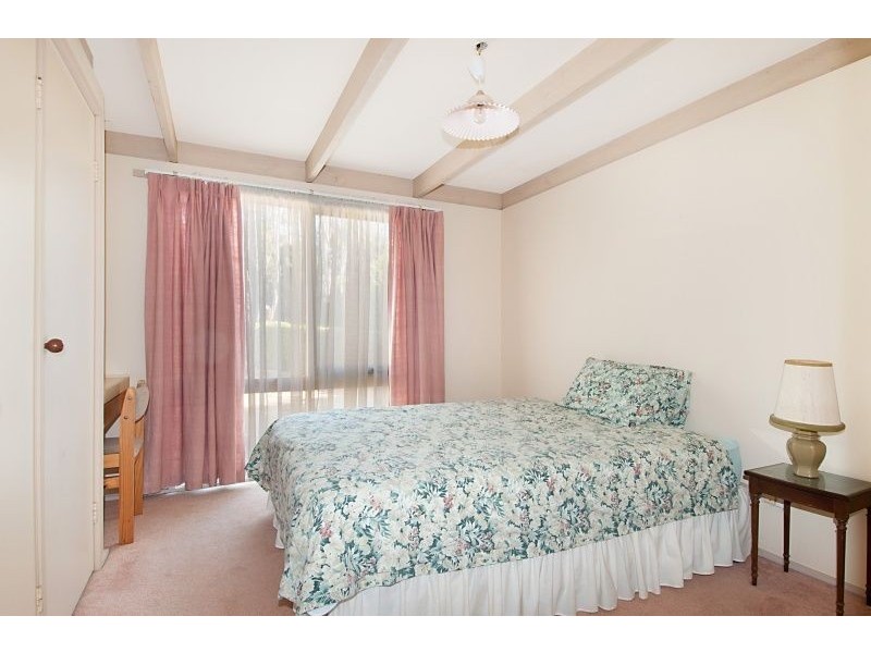 5 Robin Parade, Rye VIC 3941
