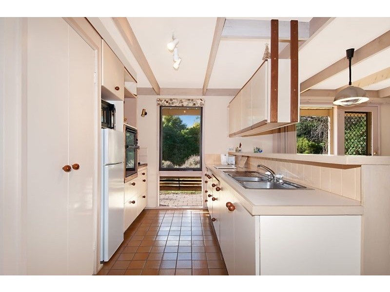 5 Robin Parade, Rye VIC 3941