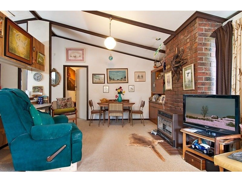 4 Lansdowne Street, Blairgowrie VIC 3942