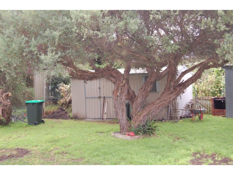 8 Bruce Street, Rye VIC 3941