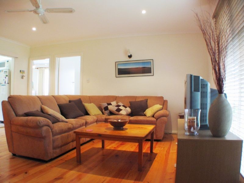 4 Eva Street, Rye VIC 3941