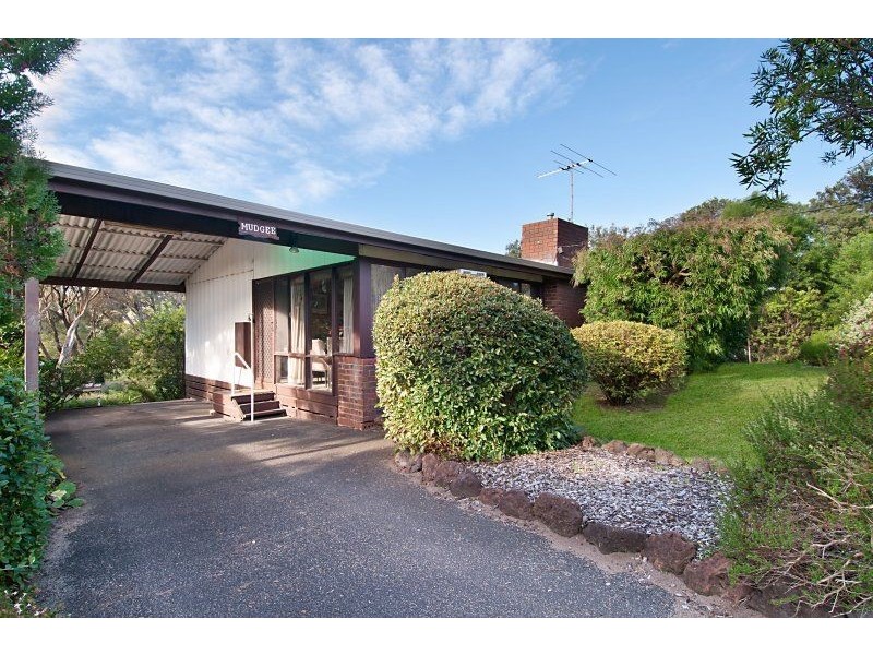 4 Lansdowne Street, Blairgowrie VIC 3942