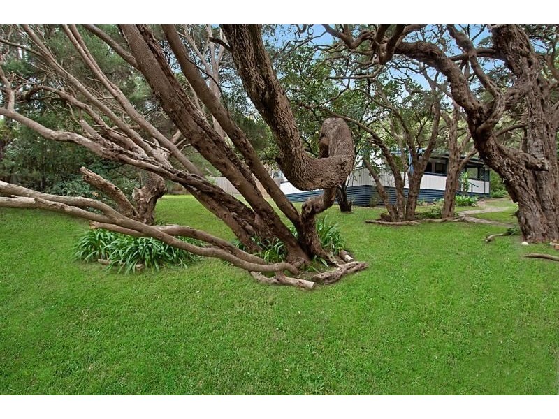 11 Woomera Street, Rye VIC 3941