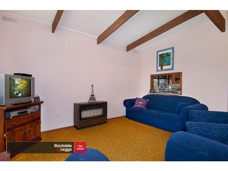 9 Meadow Ave, Rye VIC 3941