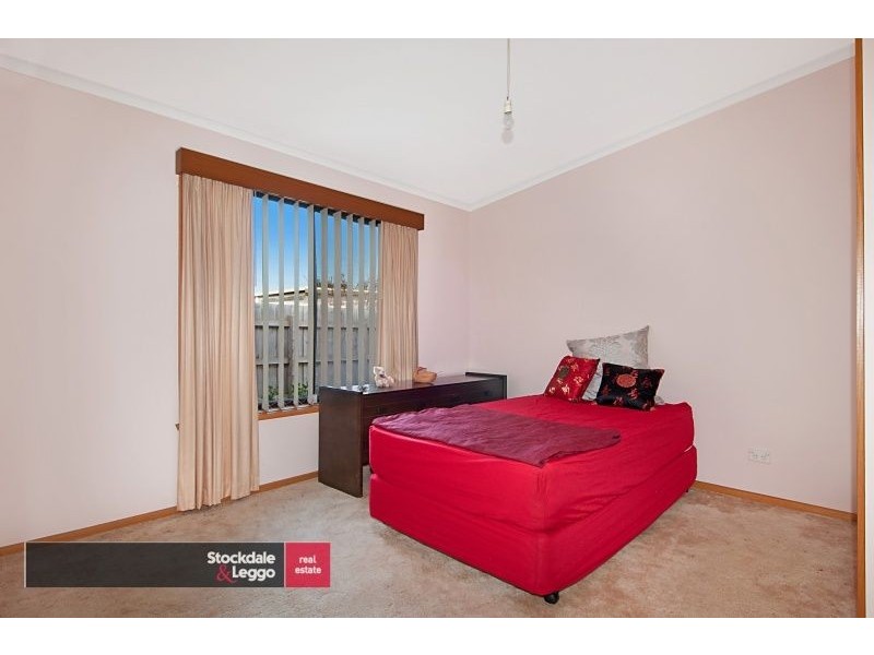 9 Meadow Ave, Rye VIC 3941