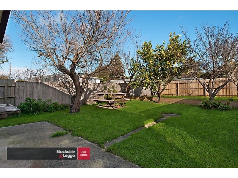 9 Meadow Ave, Rye VIC 3941