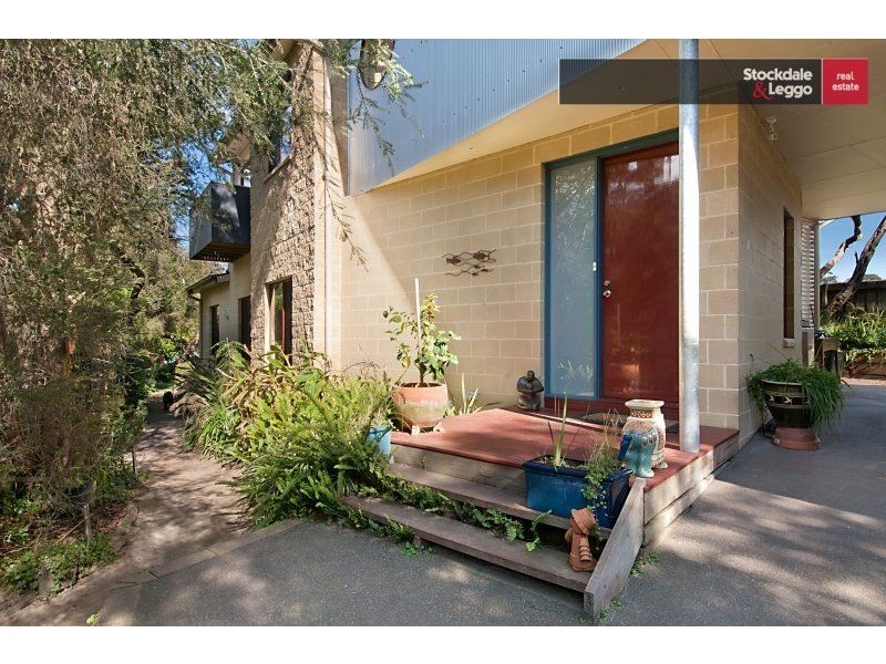 4 Tyrone Ave, Rye VIC 3941