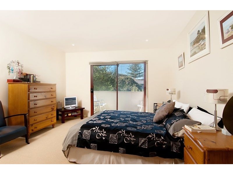 4 Tyrone Ave, Rye VIC 3941