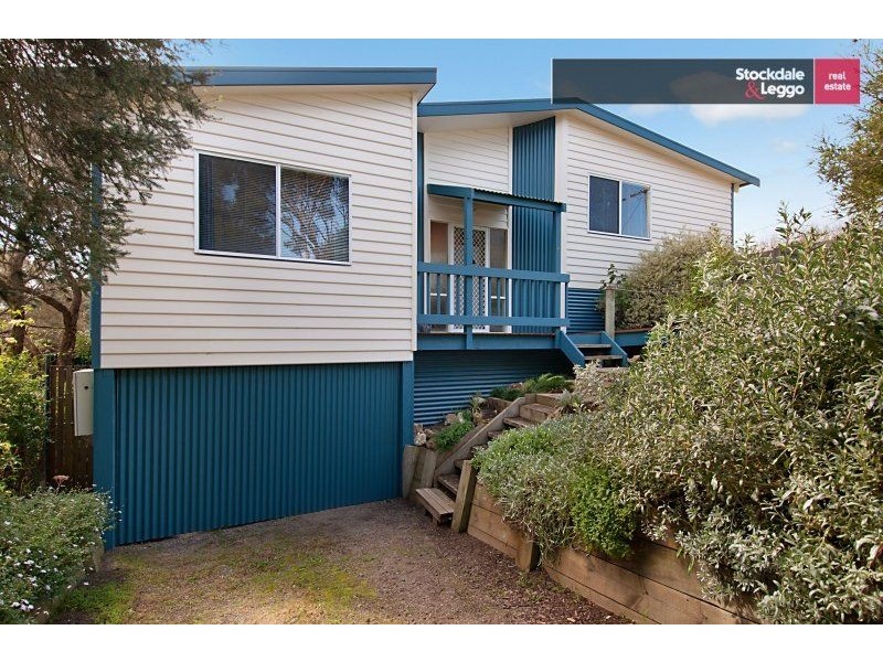 6 Nalong Street, Rye VIC 3941