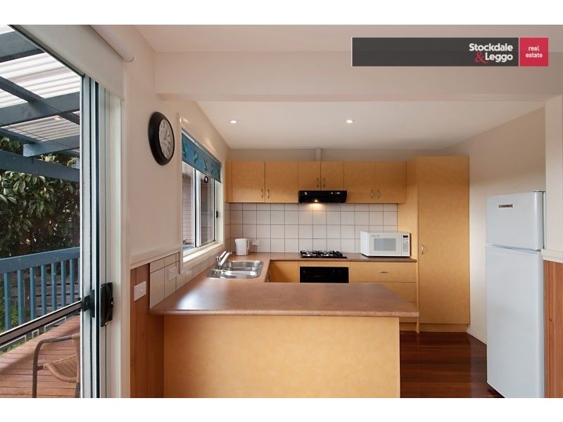 6 Nalong Street, Rye VIC 3941