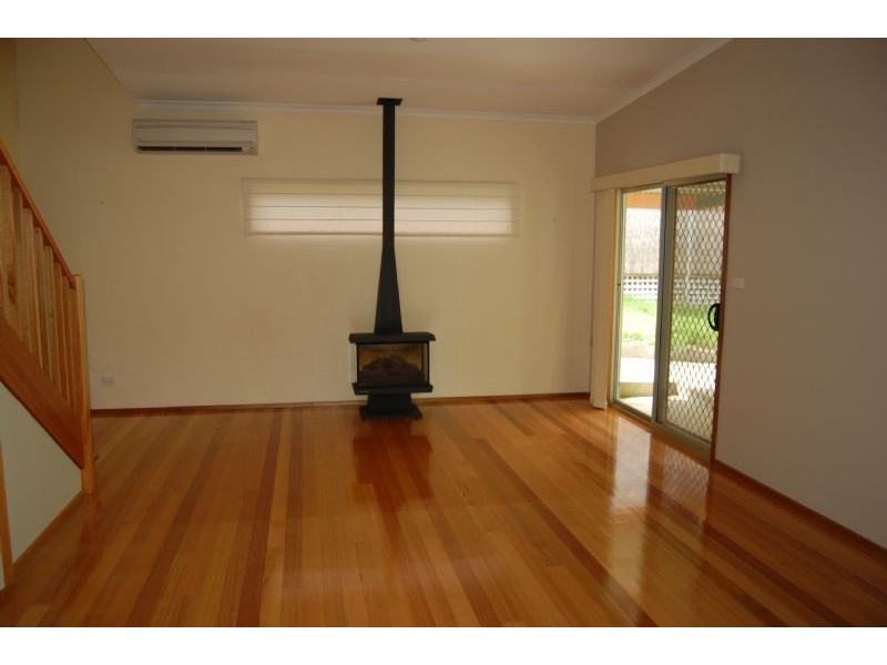 8 Iluka Road, Rye VIC 3941