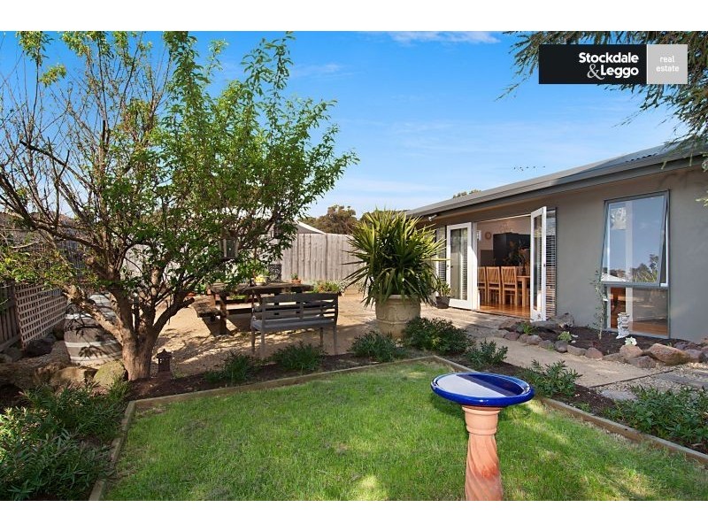 30 Fern Grove, Rye VIC 3941