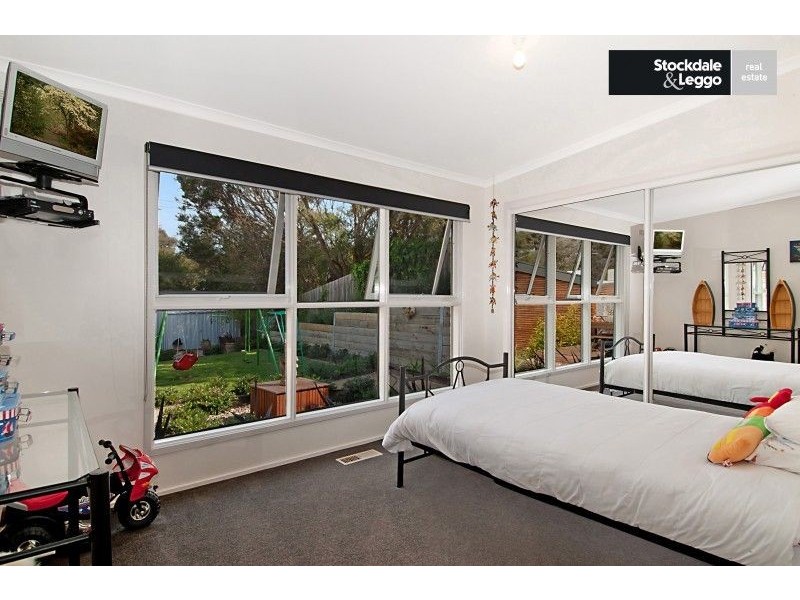 30 Fern Grove, Rye VIC 3941