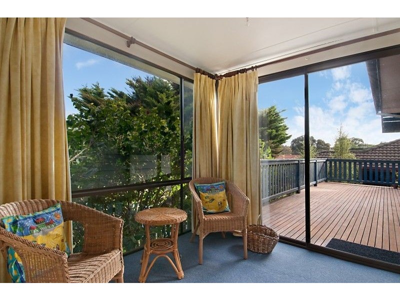 18 Sunshine Grove, Rye VIC 3941