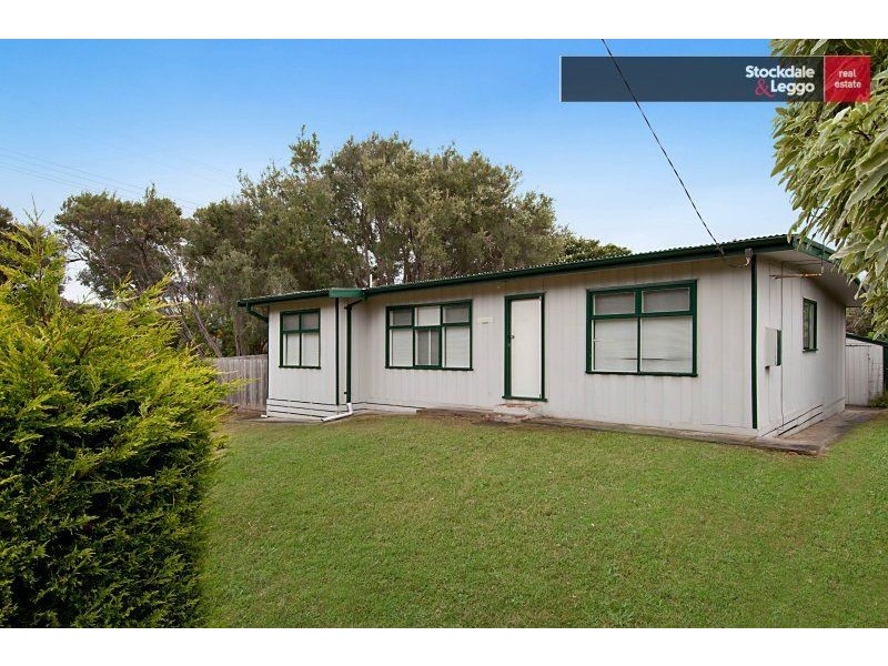 8 Locke Street, Rye VIC 3941